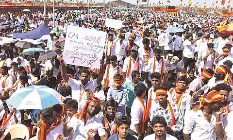 TVK Maanadu Live: தவெக மாநாடு- தொண்டர்களால் குலுங்கிய மதுரை... உச்சக்கட்ட பரபரப்பில் மாநாட்டு திடல்