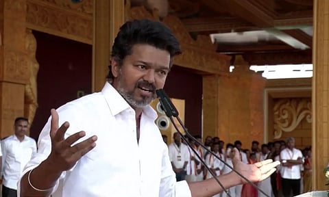 த.வெ.க மாநாட்டில் விஜய் கூறிய குட்டிக்கதை