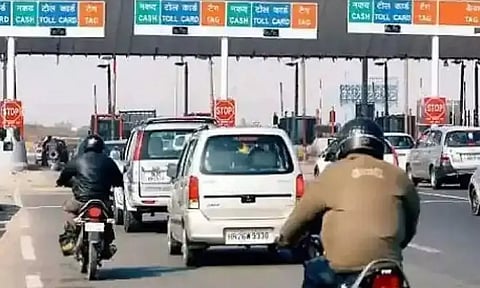 இருசக்கர வாகனங்களுக்கு சுங்கக்கட்டணம்? நெடுஞ்சாலைகள் ஆணையம் விளக்கம்