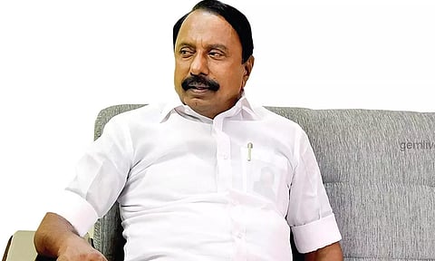 எனது கருத்தை தொண்டர்களின் கருத்தாக பிரதிபலிக்க போகிறேன்- முன்னாள் அமைச்சர் செங்கோட்டையன்