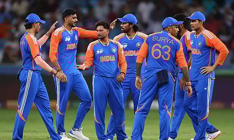 Asia Cup 2025 குல்தீப் யாதவ், ஷிவம் துபே அபாரம்: 57 ரன்னில் சுருண்டது UAE