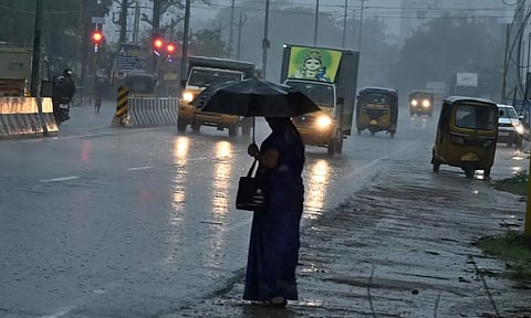 தமிழகத்தில் 4 மாவட்டங்களில் இரவு 10 வரை மழைக்கு வாய்ப்பு