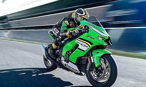 வாடிக்கையாளர்களுக்கு ஷாக்... 2026 நிஞ்ஜா ZX-10R-ஐ அறிமுகம் செய்த கவாசகி