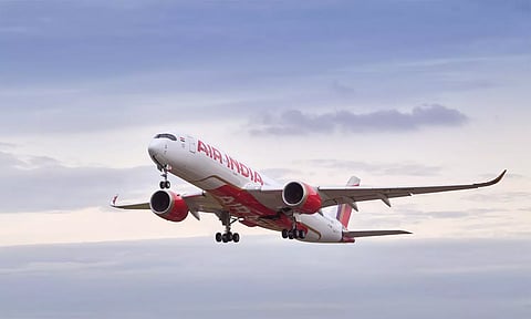 சென்னையில் இருந்து புறப்பட்ட 4 விமானங்கள் 3 மணிநேரம் தாமதம்- பயணிகள் கடும் அவதி