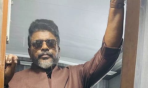 இன்று மாலை 4.46-க்கு அரசியல் களத்தில் அதிர்வலையை ஏற்படுத்தும் அறிவிப்பு வரும் - பார்த்திபன்