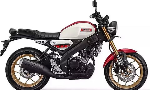 Year End-ல் இரு மாடல்கள்... யமஹா வெளியிட்ட சூப்பர் டீசர்