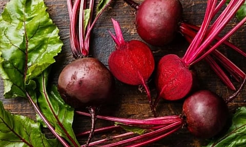 தோலுக்கு  மினுமினுப்பை தரும் பீட்ரூட்