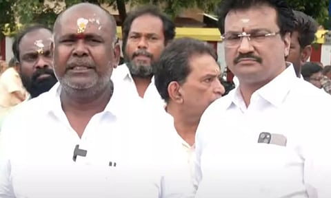 தி.மு.க.வுக்கு மாற்று அ.தி.மு.க.தான்: விஜய் அறியாமல், தெரியாமல் பேசுகிறார் - ஆர்.பி.உதயகுமார்