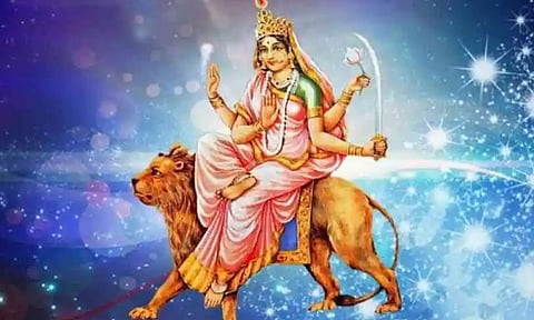 நவராத்திரியை கொண்டாடும் போற்றி பாடல்கள்- மூன்றாம் நாள் இன்று..!