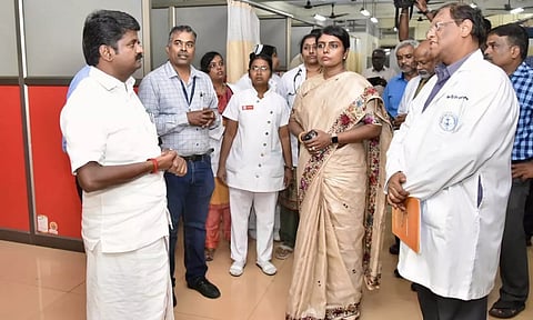 கொரோனா காலத்தில் திறம்பட பணியாற்றியவர் பீலா வெங்கடேசன் - விஜயபாஸ்கர்