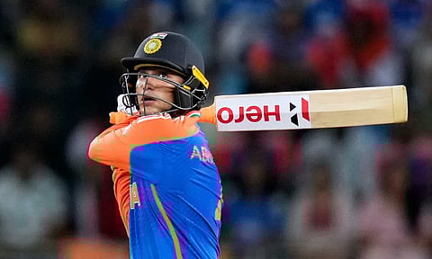 ஆசிய கோப்பை கிரிக்கெட்: இலங்கைக்கு 203 ரன்கள் இலக்கு நிர்ணயித்துள்ளது இந்தியா