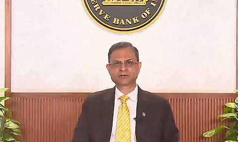 ரெப்போ வட்டி விகிதத்தில் மாற்றம் இல்லை- RBI கவர்னர்