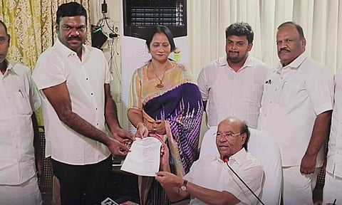 பா.ம.க. இளைஞரணி தலைவராக ஜி.கே.மணி மகன் நியமனம்- ராமதாஸ் அறிவிப்பு