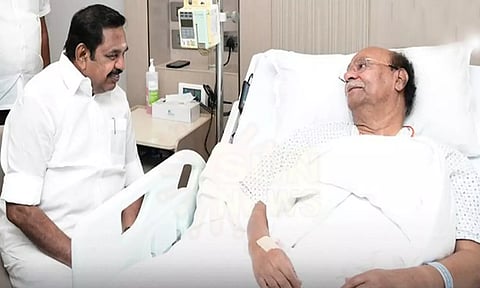 மருத்துவமனையில் ராமதாசை சந்தித்து நலம் விசாரித்தார் இ.பி.எஸ்.