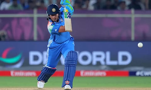 மகளிர் உலகக் கோப்பை 2025: தென் ஆப்பிரிக்காவுக்கு 252 ரன்கள் இலக்கு நிர்ணயம்