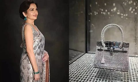 தீபாவளி விருந்தில் வெள்ளி சேலை, ரூ.17 கோடி மதிப்புள்ள பையுடன் வலம் வந்த நீதா அம்பானி