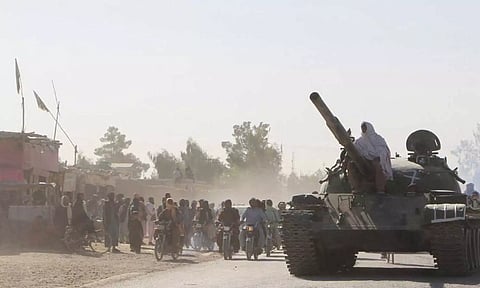 போர்க்களமான எல்லைப்பகுதி: பாகிஸ்தான்- ஆப்கானிஸ்தான் இடையே 48 மணி நேர சண்டை நிறுத்தம்