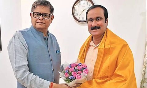 அரசியலில் திடீர் திருப்பம்: அன்புமணி ராமதாசுடன் பா.ஜ.க. தேர்தல் பொறுப்பாளர் சந்திப்பு