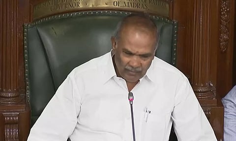 உங்கள் பிரச்சனையை சட்டசபைக்கு வெளியே வைத்து கொள்ளுங்கள்- பா.ம.க. எம்.எல்.ஏ.க்களுக்கு சபாநாயகர் எச்சரிக்கை