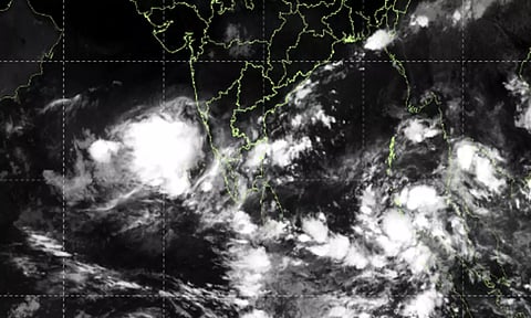 அரபிக்கடல் மற்றும் லட்சத்தீவு பகுதியில் காற்றழுத்த தாழ்வு பகுதி உருவானது
