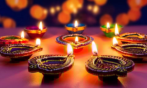 Indraya Panchangam மற்றும் முக்கிய நிகழ்வுகள்- 20 அக்டோபர் 2025: தீபாவளி பண்டிகை