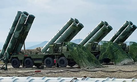 ரஷியாவிடம் இருந்து ரூ.10 ஆயிரம் கோடிக்கு ஏவுகணைகள் வாங்க இந்தியா திட்டம்