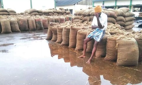 நெல் மூட்டைகள் சேதம்: தொடரும் 'டெல்டா' அவலம்.. விழிக்குமா அரசு - என்னதான் தீர்வு?