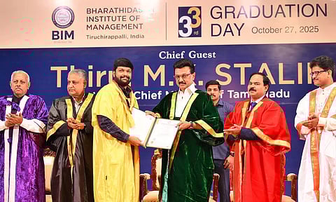 மாணவர்கள் பல புதிய நிறுவனங்களை உருவாக்க வேண்டும்... அதுவே என் ஆசை: மு.க.ஸ்டாலின்