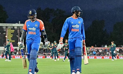 தொடர் மழையால் கைவிடப்பட்ட ஆஸ்திரேலியா- இந்தியா இடையேயான முதல் டி20 போட்டி