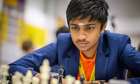 தமிழ்நாட்டின் 35-வது கிராண்ட்மாஸ்டர்:  16 வயது இளம் செஸ் வீரர் இளம்பரிதி சாதனை