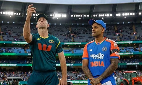 ஆஸ்திரேலியாவுக்கு எதிரான 3வது டி20 போட்டி: டாஸ் வென்ற இந்திய அணி பந்துவீச்சு தேர்வு