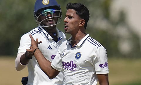 முதல் டெஸ்ட்: தென் ஆப்பிரிக்கா ஏ அணியை வீழ்த்தியது இந்தியா ஏ அணி