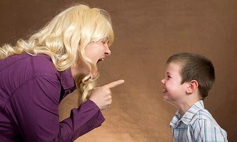 பெற்றோர்கள் குழந்தைகளிடம் கத்தாமல், சொல்வதை கேட்கவைப்பது எப்படி? 5 எளிய வழிகள்!