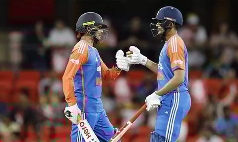 4-வது T20 போட்டி: ஆஸ்திரேலியாவுக்கு 168 ரன்கள் இலக்கு நிர்ணயித்த இந்தியா