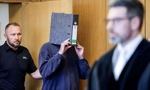 இரவுப்பணி அழுத்தம்.. 10 நோயாளிகளை ஊசி போட்டு கொலை செய்த நர்ஸ் - ஜெர்மனியில் விபரீதம்