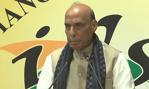 டெல்லி கார் வெடிவிபத்தில் உயிரிழந்தவர்களின் குடும்பத்தினருக்கு உரிய நீதி பெற்றுத்தரப்படும் - ராஜ்நாத் சிங்