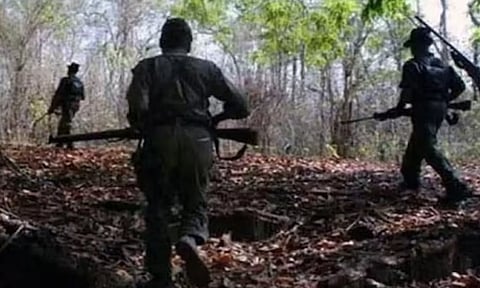 சத்தீஸ்கரில் 6 நக்சல்கள் சுட்டுக்கொலை: பாதுகாப்புப் படை அதிரடி