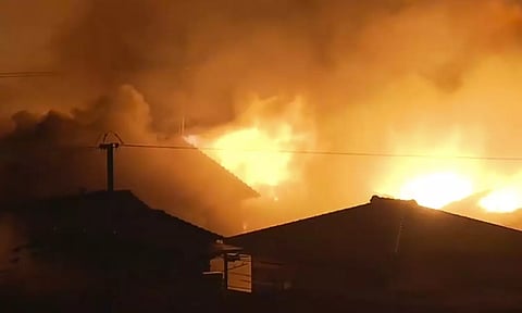 ஜப்பான் துறைமுகத்தில் திடீர் தீ: 170 கட்டிடங்கள் எரிந்து நாசம்