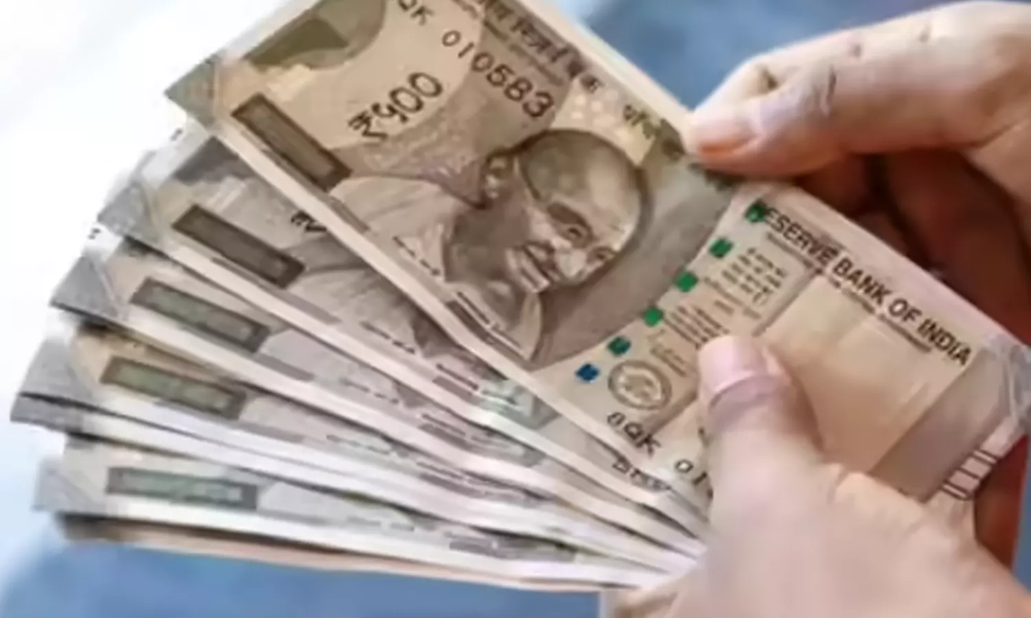 புதுச்சேரி அரசு ஊழியர்களுக்கு 5% அகவிலைப்படி உயர்வு - ஆண்டுக்கு ரூ.6 கோடி கூடுதல் செலவு