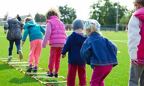 ஏற்கனவே 13 இருக்கு... 68 வயதில் கணவரின் அனுமதியின்றி 2 குழந்தைகளை பெற்றெடுத்த மூதாட்டி..!