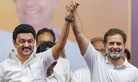 திமுகவுடன் கூட்டணி பேச்சுவார்த்தைக்கு 5 பேர் கொண்ட குழு அமைத்த காங்கிரஸ்!