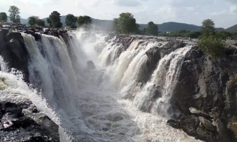 ஒகேனக்கல்லுக்கு நீர்வரத்து 6,500 கனஅடியாக அதிகரிப்பு