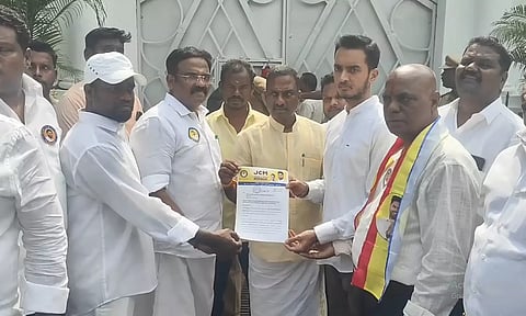 புதுச்சேரியில் போலி மாத்திரைகள் தயாரிப்பு: ஆளுநர் மாளிகையில் ஜே.சி.எம் மன்றத்தினர் மனு