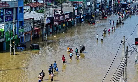 'டிட்வா' புயலால் உயிரிழந்தோர் எண்ணிக்கை 334 ஆக உயர்வு - இலங்கையில் அவசரநிலை அறிவிப்பு