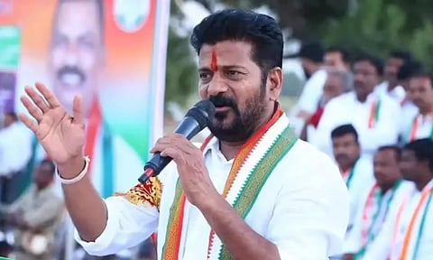 "குடிகாரர்களுக்கு ஒன்று; இரண்டு திருமணம் செய்பவர்களுக்கு ஒன்று" - இந்து கடவுள்கள் குறித்த ரேவந்த் ரெட்டியின் பேச்சுக்கு வலுக்கும் எதிர்ப்பு