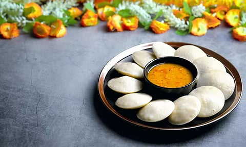 'தோசை இட்லி சாம்பார் சட்னி சட்னி' - 2025ல் அதிகம் தேடப்பட்ட உணவுகளில் இட்லி முதலிடம்!