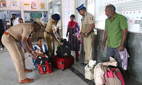 பாபர் மசூதி இடிப்பு தினம்: தமிழகம் முழுவதும் போலீசார் தீவிர சோதனை