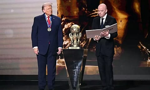 நோபல் பரிசுக்கு ஏங்கிய டிரம்ப்புக்கு அமைதிக்கான பரிசை வழங்கிய கால்பந்து சம்மேளனம்