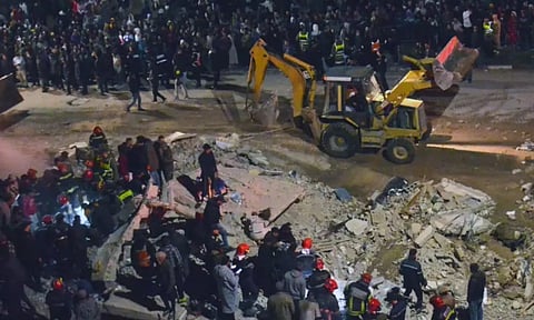 மொராக்கோ: குடியிருப்பு கட்டடங்கள் இடிந்து கோர விபத்து - உயிரிழந்தோர் எண்ணிக்கை 22 ஆக உயர்வு