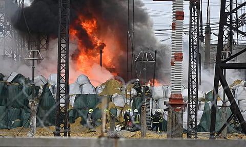 உக்ரைன் எரிபொருள் நிலையங்களில் தாக்குதல்- 90,000 பேர் மின்சாரமின்றி தவிப்பு